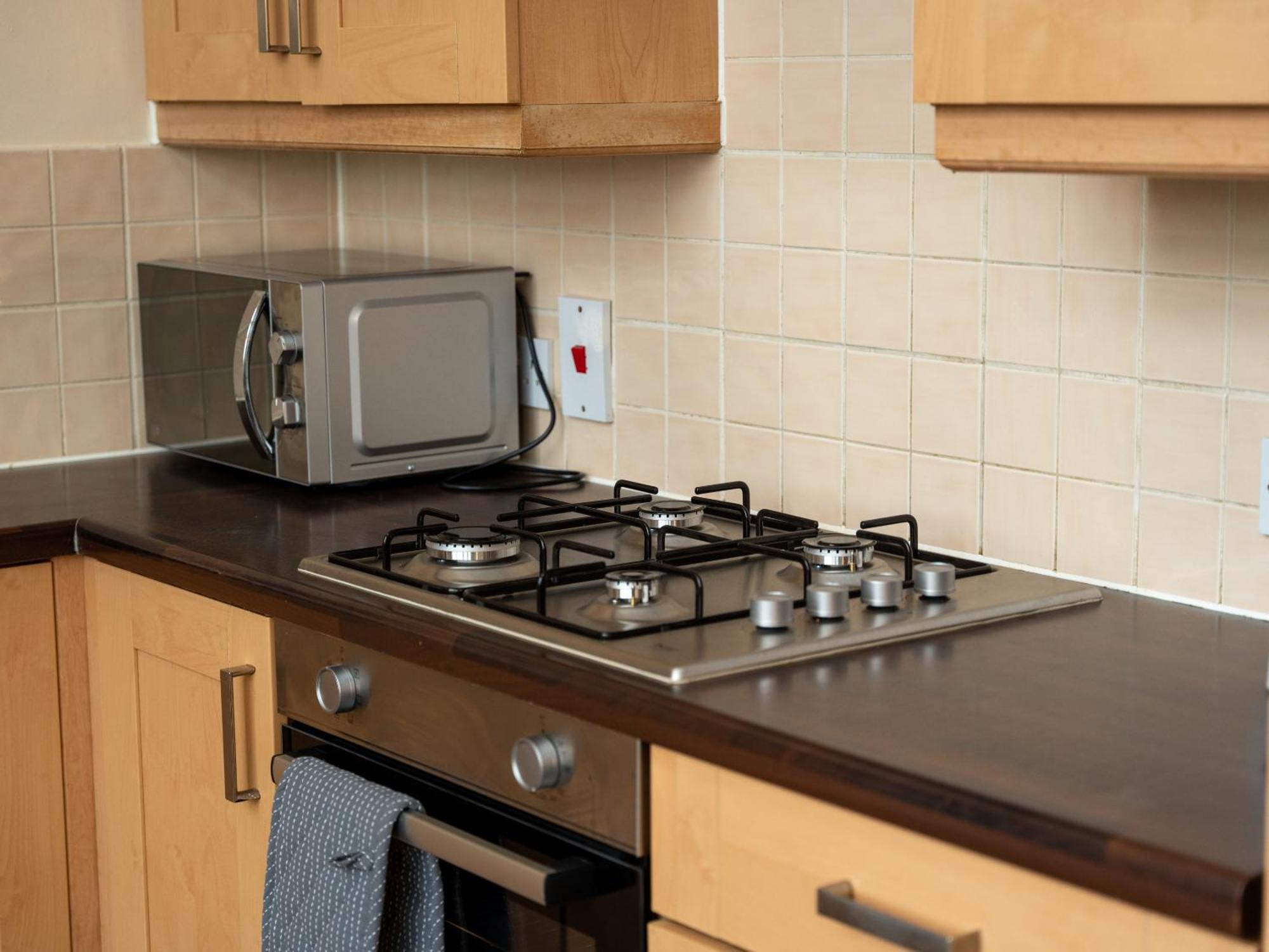 Luxury 2 Bed Apartment - Near Heathrow, Legoland, Windsor Slough Zewnętrze zdjęcie