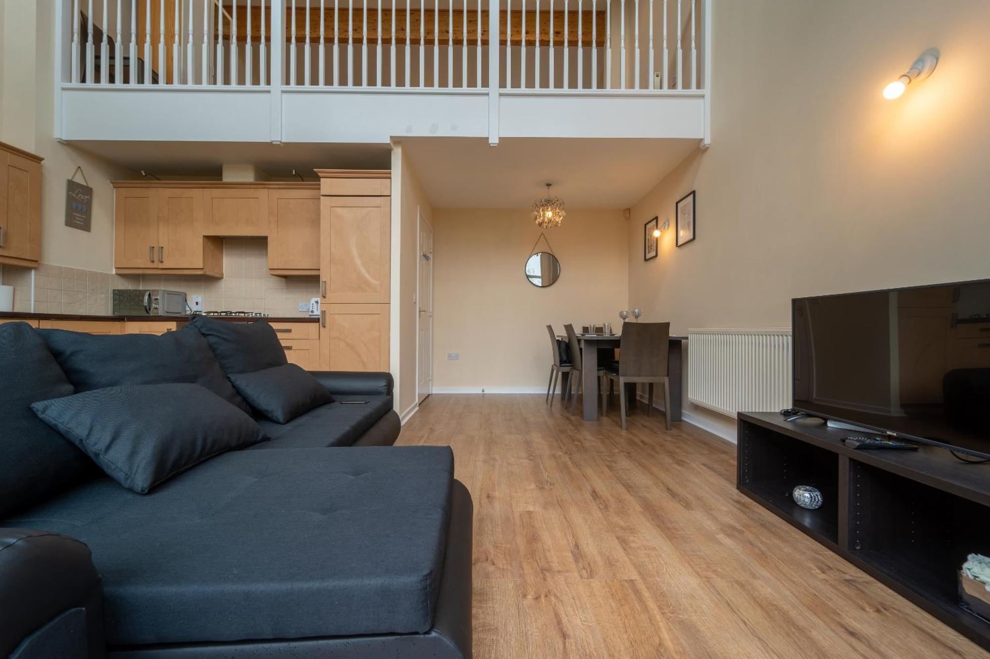 Luxury 2 Bed Apartment - Near Heathrow, Legoland, Windsor Slough Zewnętrze zdjęcie