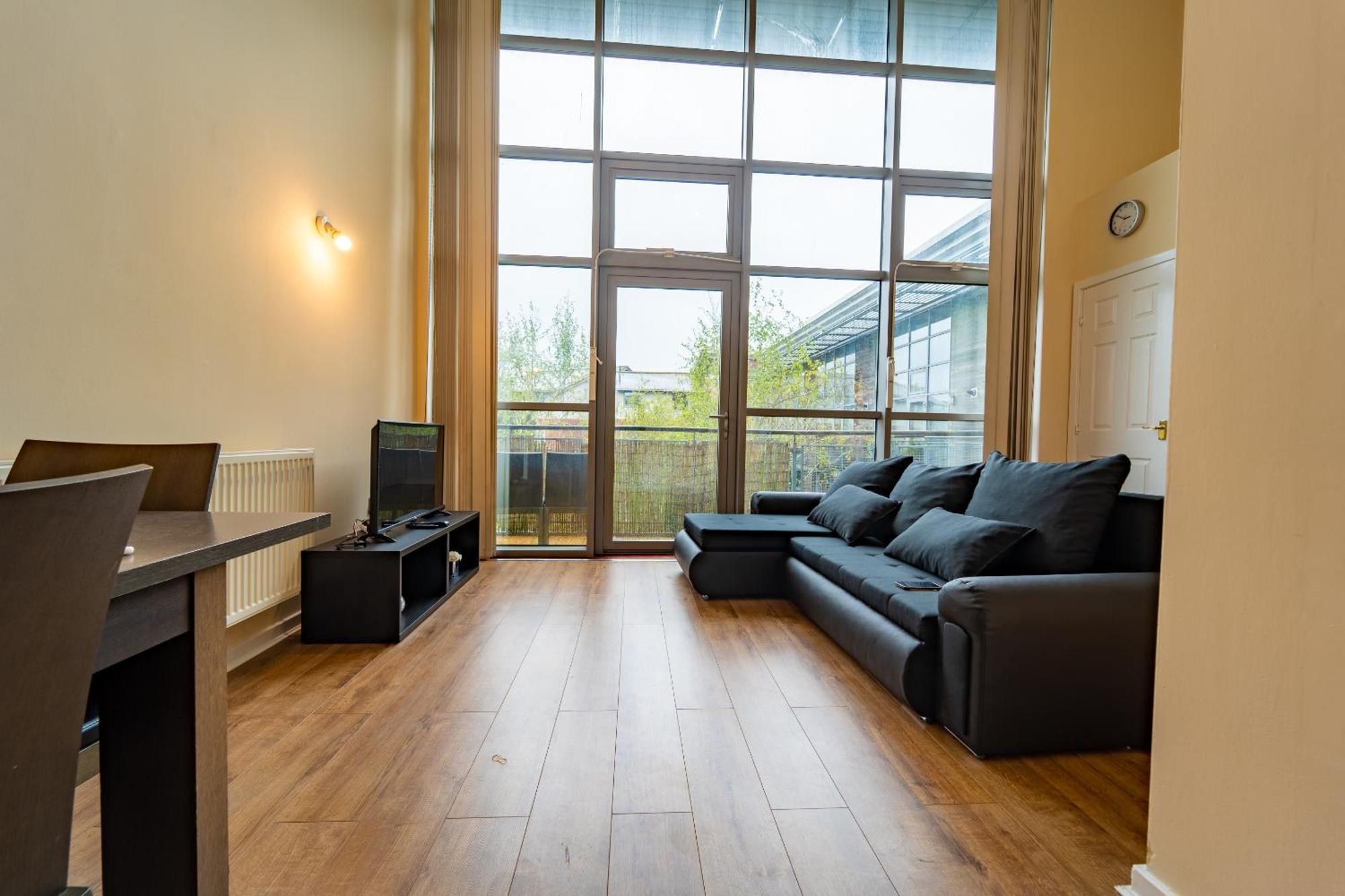 Luxury 2 Bed Apartment - Near Heathrow, Legoland, Windsor Slough Zewnętrze zdjęcie